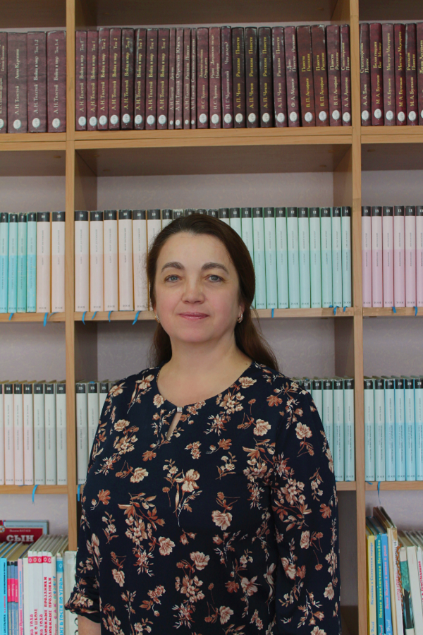 Комарова Светлана Рудольфовна.